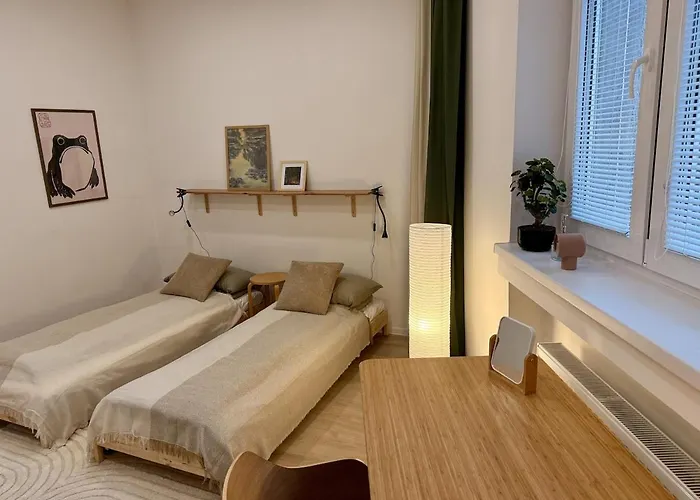 Cozy Corner Apartment *